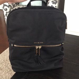 🔥🔥Michael Kors back pack